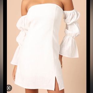 Petal and pup white mini